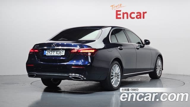 Mercedes-Benz E-Class W213 2