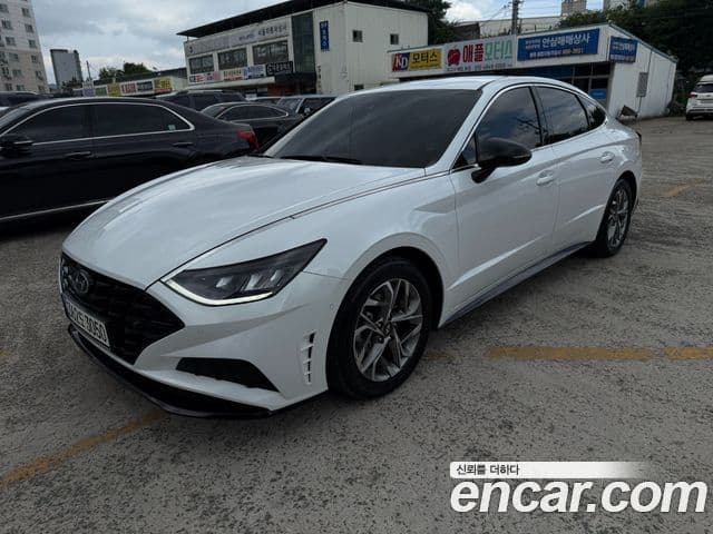 Hyundai Sonata (DN8)