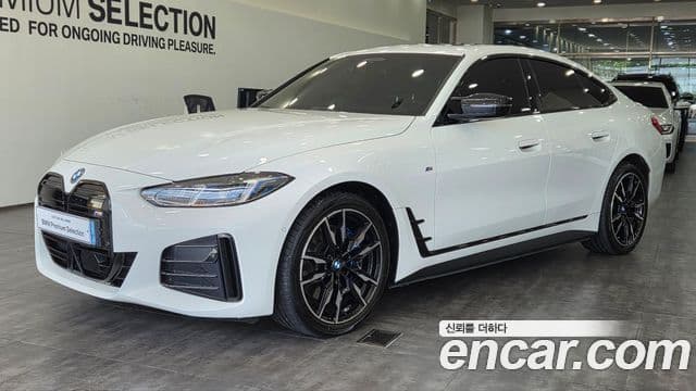 BMW i4