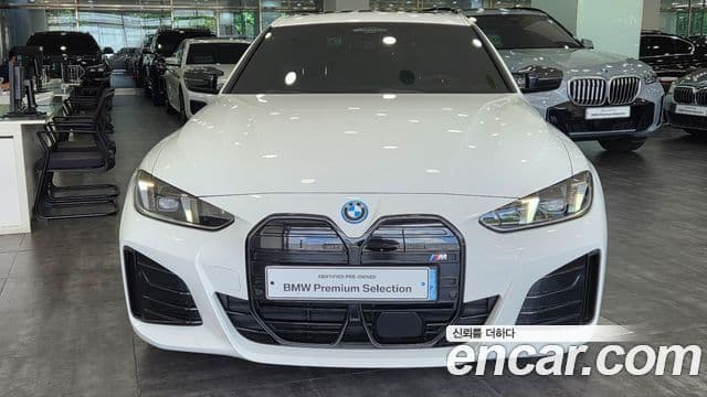 BMW i4 3