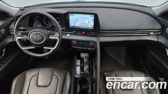 Hyundai Avante Hybrid (CN7) 4