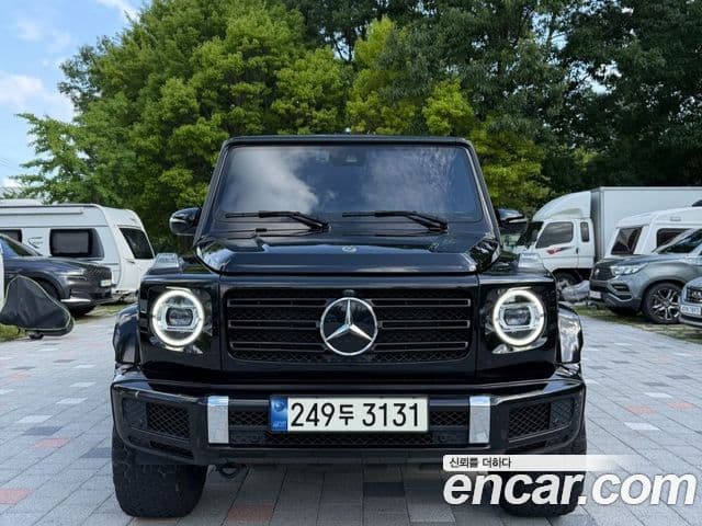 Mercedes-Benz G-Class W463b