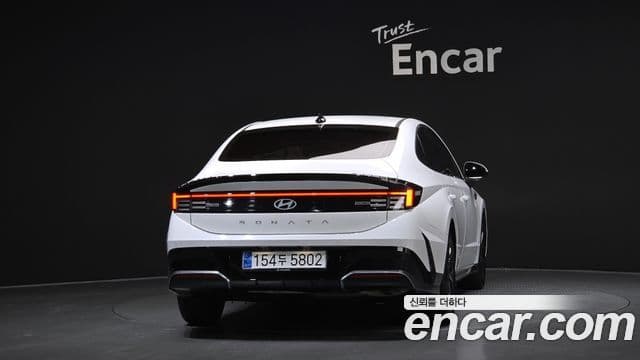 Hyundai Sonata The Edge (DN8) 4