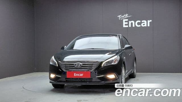 Hyundai LF Sonata 2