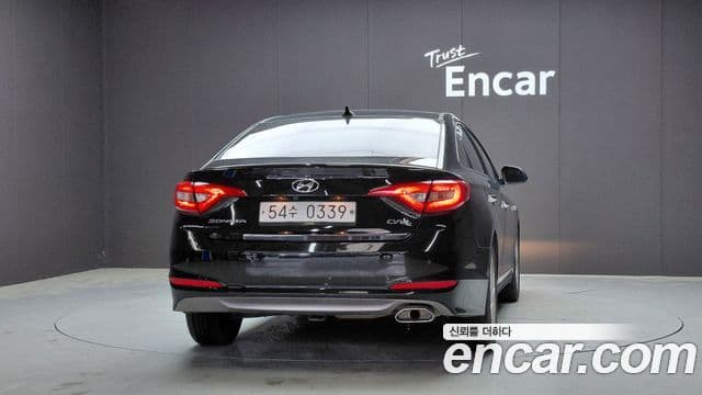 Hyundai LF Sonata 3