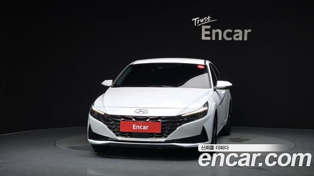 Hyundai Avante (CN7) 3