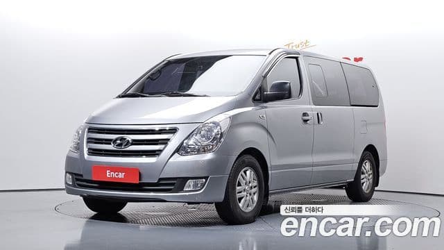 Hyundai Grand Starex