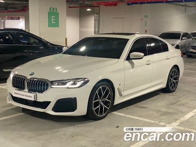 BMW 5 Series (G30)