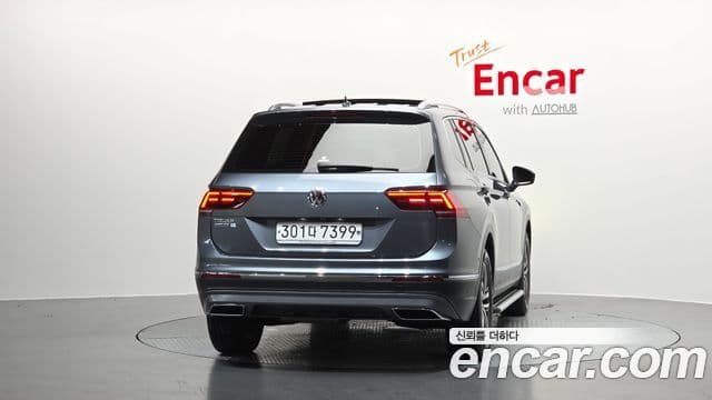 Volkswagen Tiguan Allspace 4