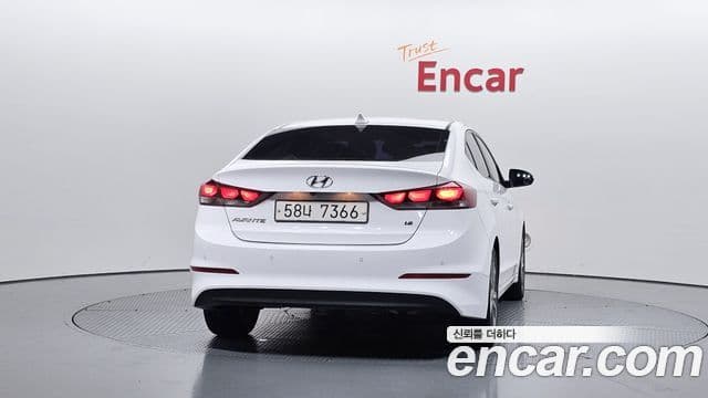 Hyundai Avante AD 4