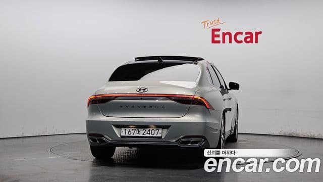 Hyundai The New Grandeur IG 4