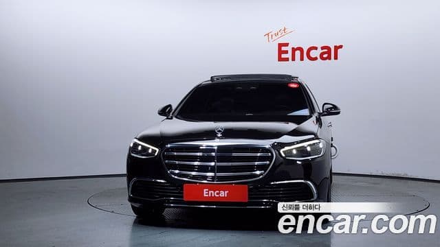 Mercedes-Benz S-Class W223 2