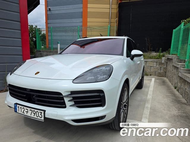 Porsche Cayenne (PO536) 1