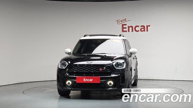 MINI Cooper S Countryman 2