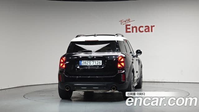 MINI Cooper S Countryman 3