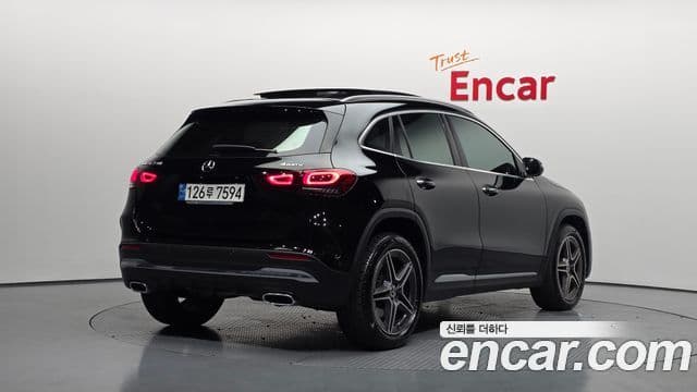 Mercedes-Benz GLA-Class H247 2