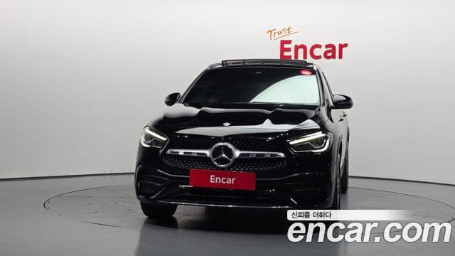 Mercedes-Benz GLA-Class H247 3