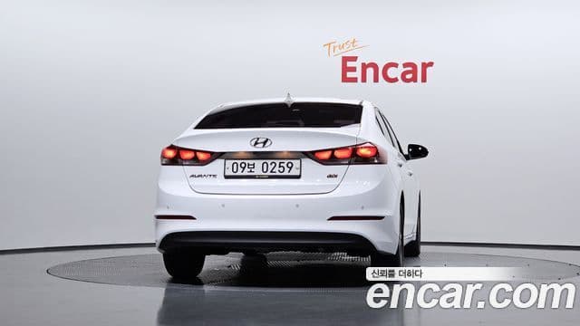 Hyundai Avante AD 4