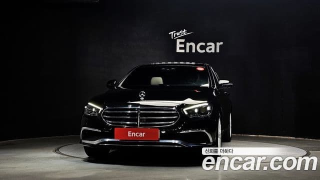Mercedes-Benz E-Class W213 2