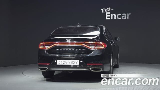 Hyundai Grandeur IG 4