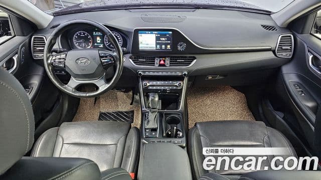 Hyundai Grandeur IG 4
