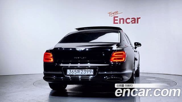 Bentley Flying Spur 3rd Gen 4