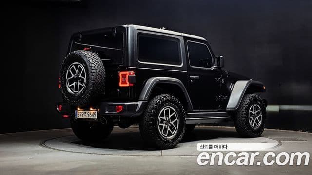 Jeep Wrangler (JL) 2