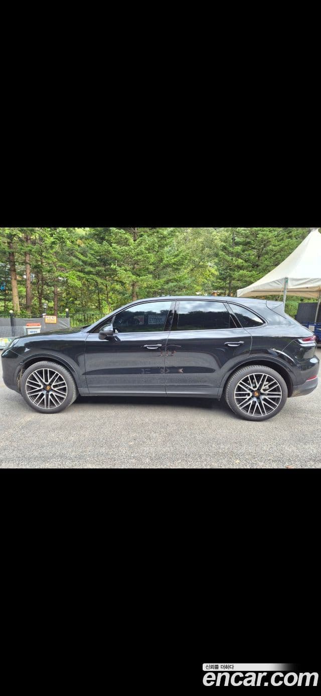 Porsche Cayenne (PO536) 2