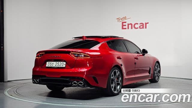 Kia Stinger 2