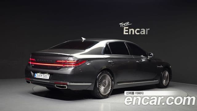 Genesis G90 2