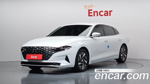 Hyundai The New Grandeur IG Hybrid — 1