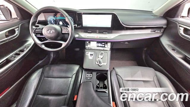 Hyundai The New Grandeur IG Hybrid 4