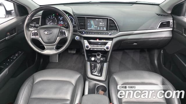 Hyundai Avante AD 4