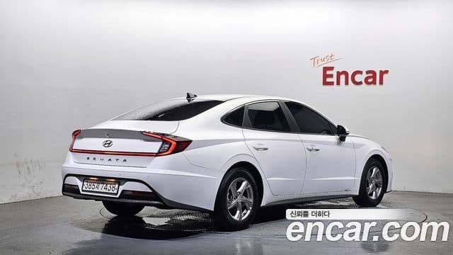 Hyundai Sonata (DN8) 2