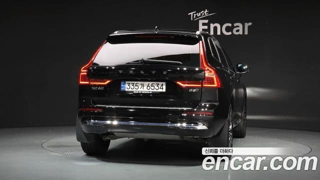 Volvo XC60 2nd Gen 4