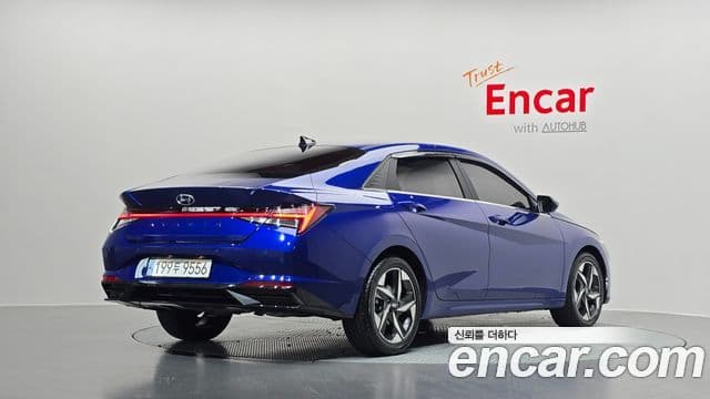 Hyundai Avante (CN7) 2