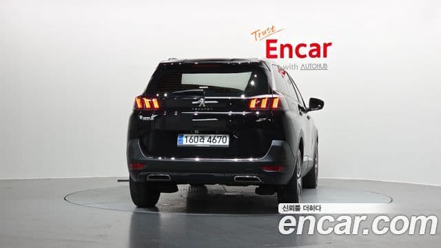 Peugeot 5008 2nd Gen 4