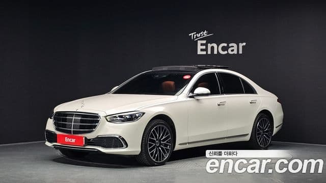 Mercedes-Benz S-Class W223 1