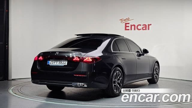 Mercedes-Benz E-Class W214 2