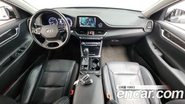 Hyundai Grandeur IG 4