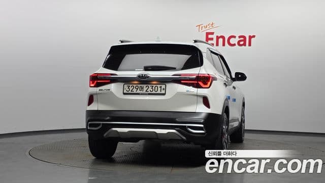 Kia Seltos 4