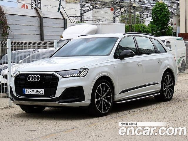 Audi Q7 (4M) — 1