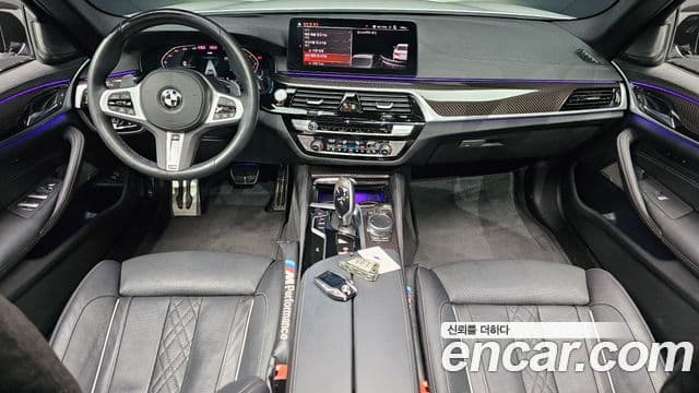 BMW 5 Series (G30) 4