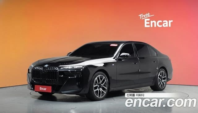 BMW 7 Series (G70)