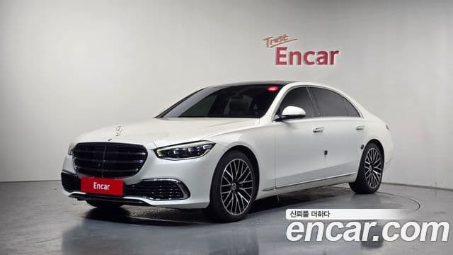 Mercedes-Benz S-Class W223 1