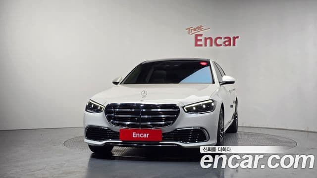 Mercedes-Benz S-Class W223 3