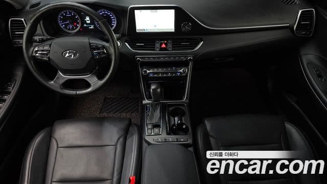 Hyundai Grandeur IG 4