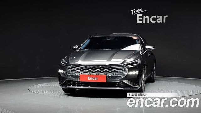 Kia K8 3