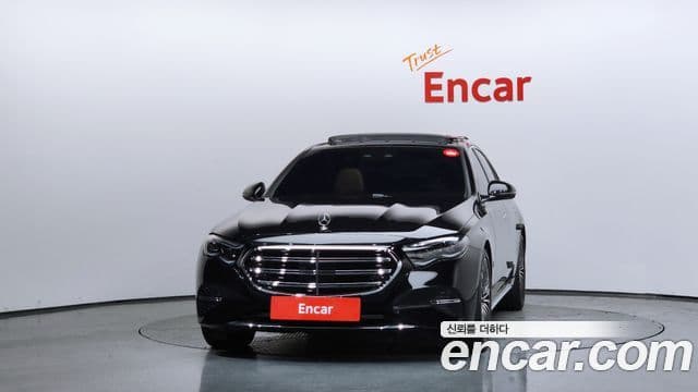 Mercedes-Benz E-Class W214 3