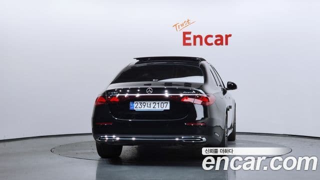 Mercedes-Benz E-Class W214 4